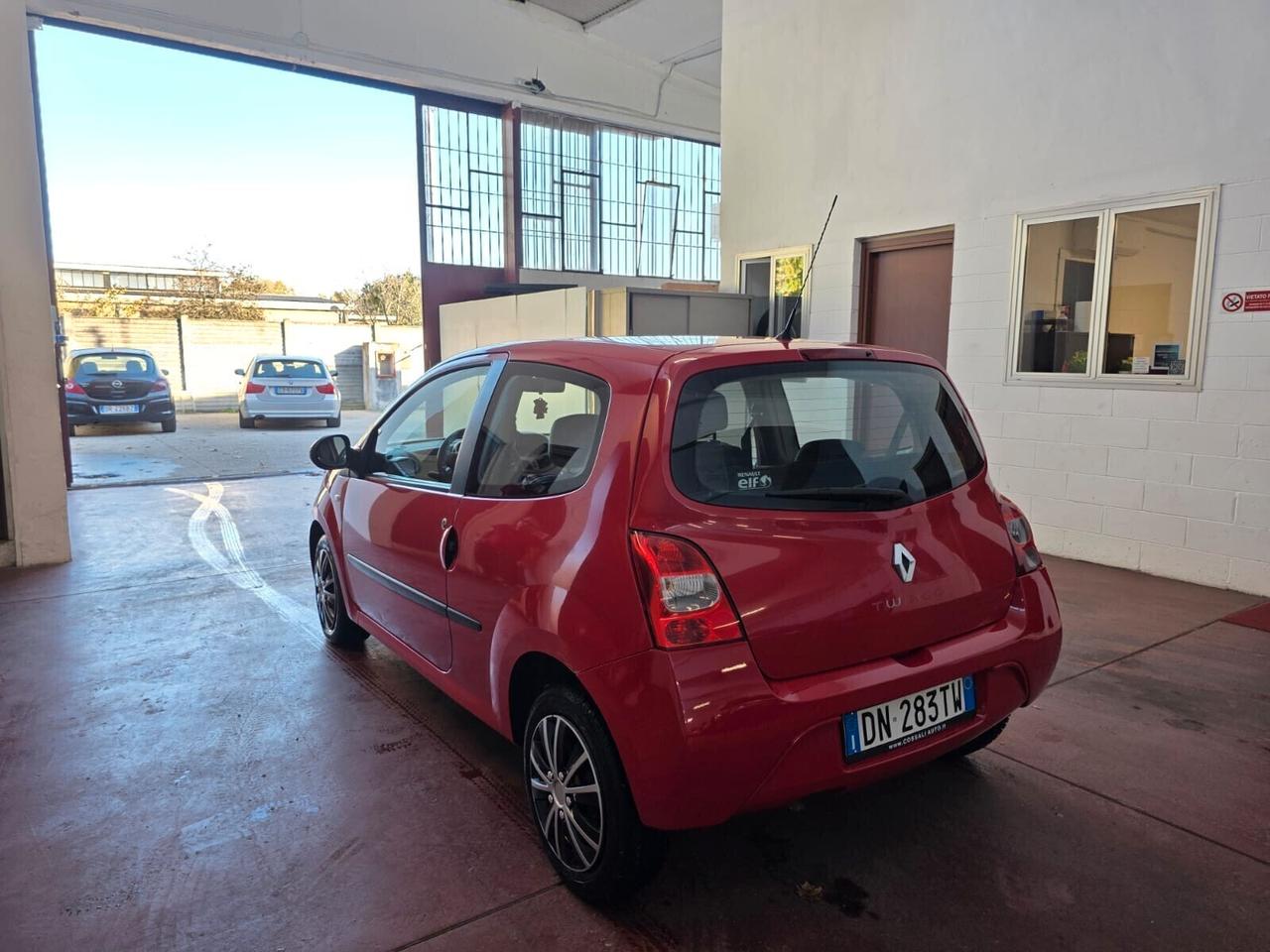 Renault Twingo 1.2 8V Dynamique 77. 000KM BENZINA NEOPAT
