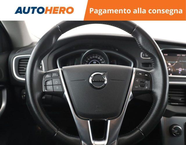 VOLVO V40 D2 Geartronic Momentum