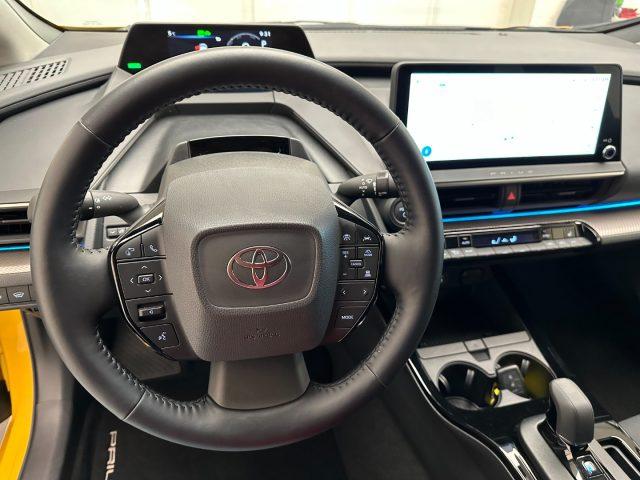 TOYOTA Prius 2.0 Plug-in Hybrid Lounge