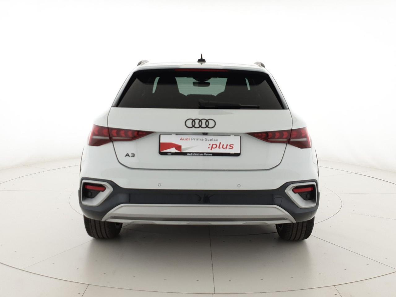 Allstreet 35TDI 150CV S tronic Identity Contrast
