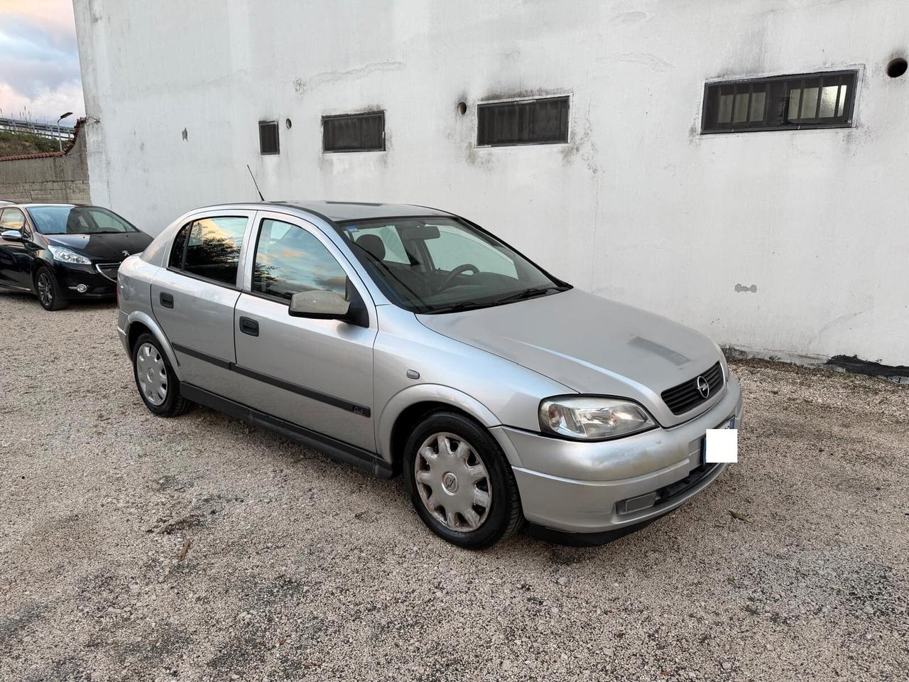 Opel Astra 1.4i Gpl 16V cat 5 porte Club-07/2001
