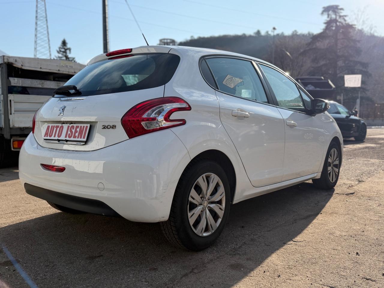 Peugeot 208 1.4 HDi 68 CV 5 porte Allure NEOPATENTATI OK