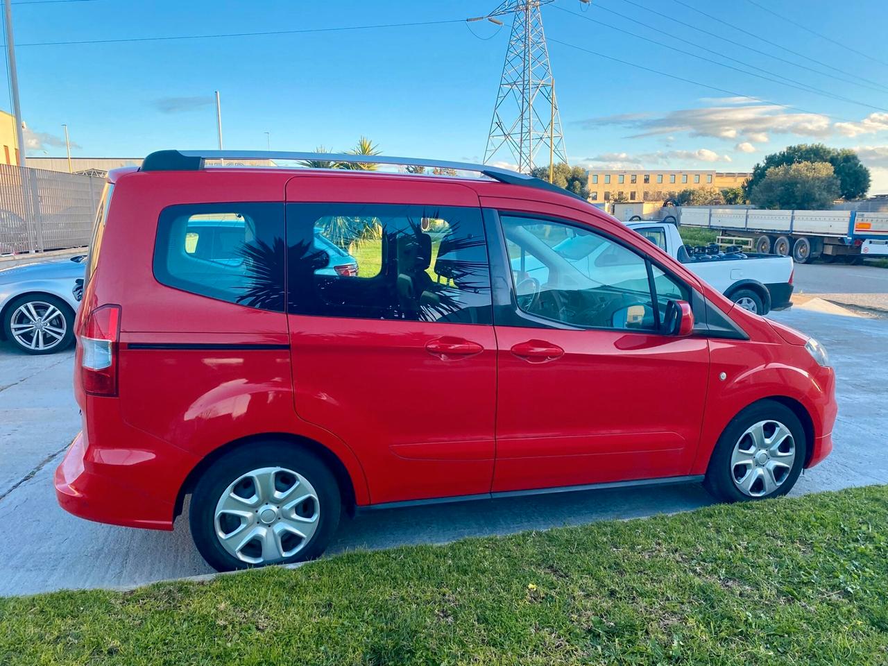 Ford Tourneo Courier 1.0 EcoBoost 100 CV S&S Plus