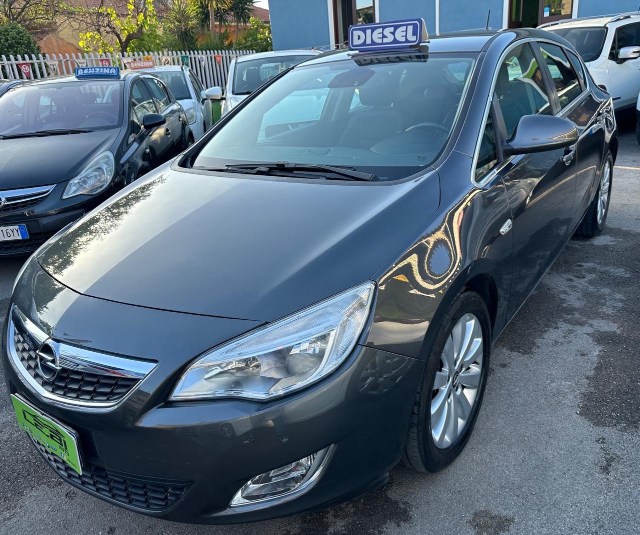 Opel Astra 1.7 CDTI 110CV 5 porte ANNO 2010