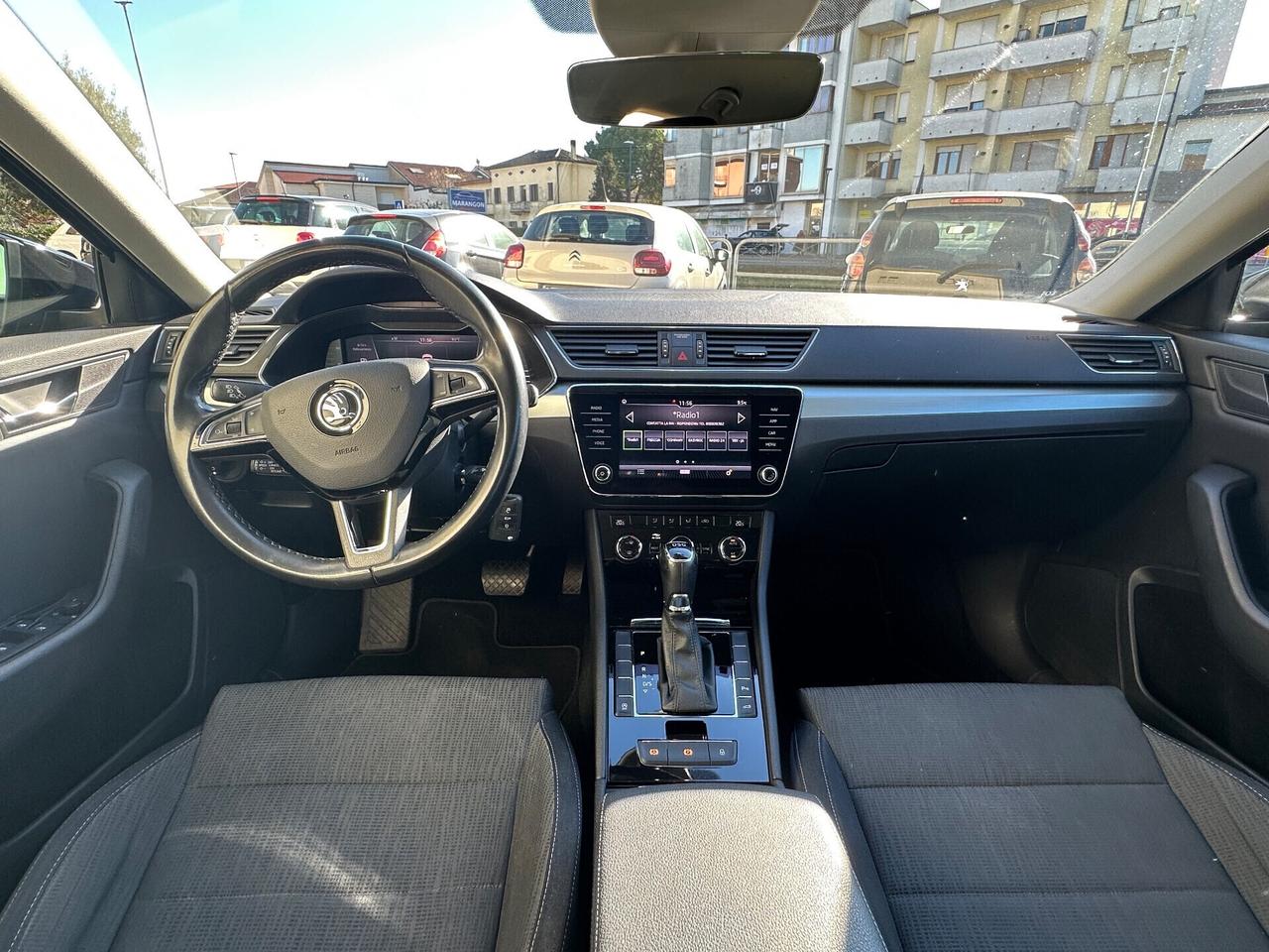 Skoda Superb 2.0 TDI 150 CV SCR DSG Wagon Executive