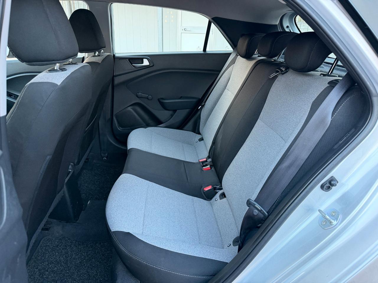 Hyundai i20 1.2 84 CV (GPL) 5 porte Classic