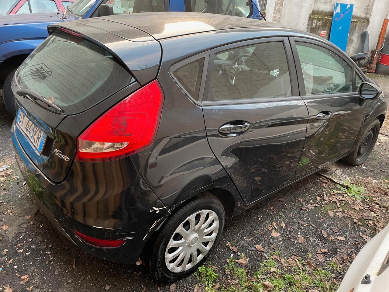 Ford Fiesta Fiesta+ 1.4 5 porte Bz.- GPL