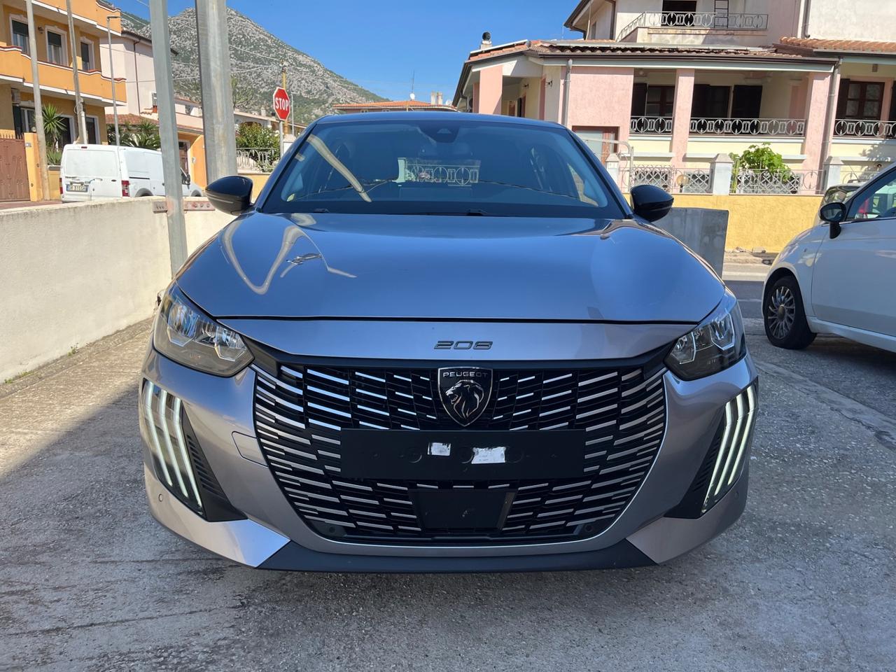 Peugeot 208 1.2 Puretech 100 S&S ALLURE