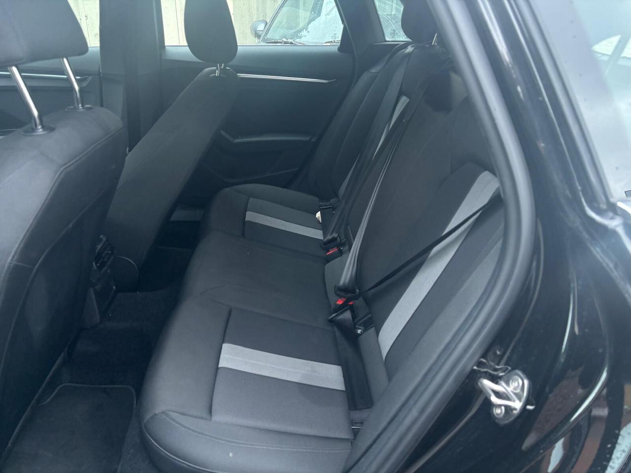 Audi A3 SPB 30 TDI S tronic Business Advanced