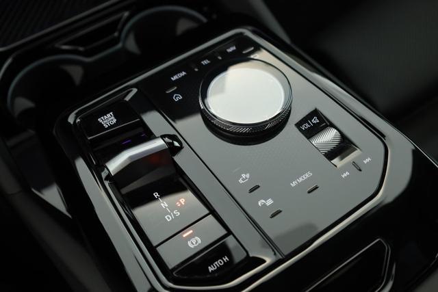 BMW 520 d 48V Tour Msport ACC PANORAMA KEYLESS RATA 820 ?