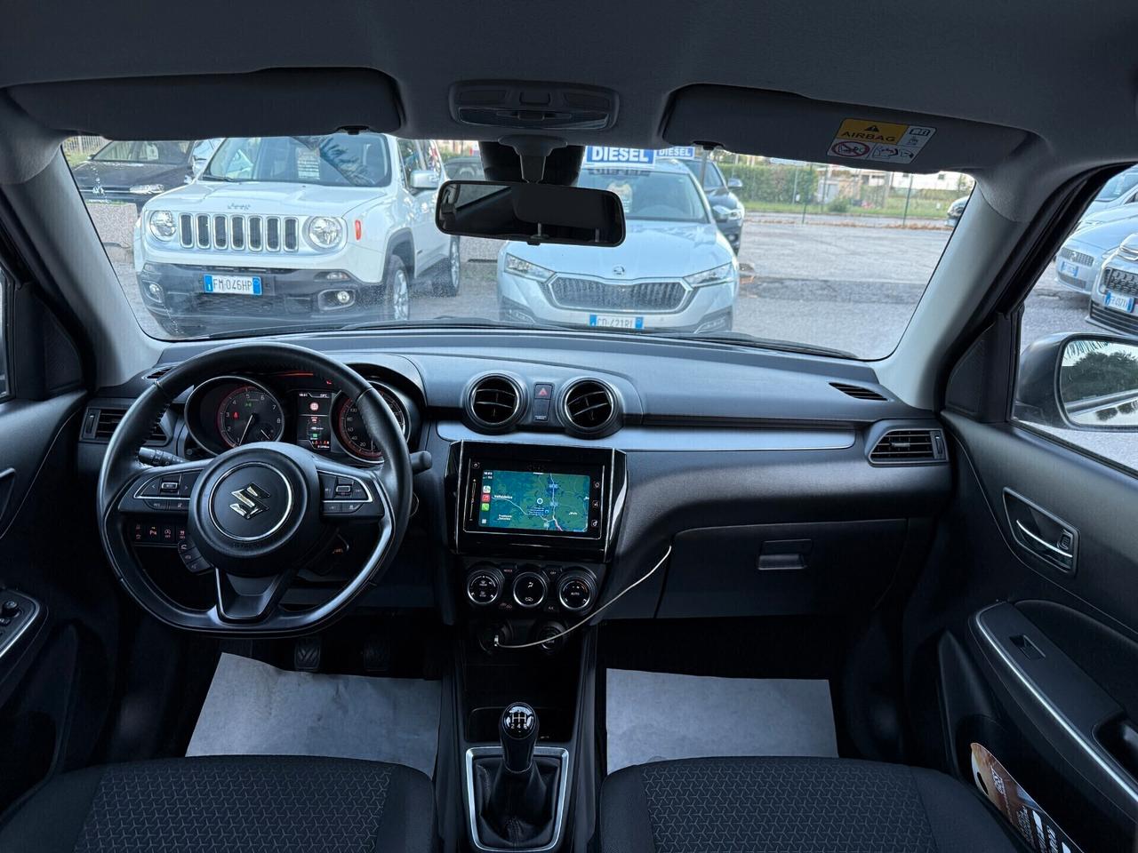 "UNA CHICCA" Suzuki Swift 1.2 Hybrid 4x4 AllGrip Top