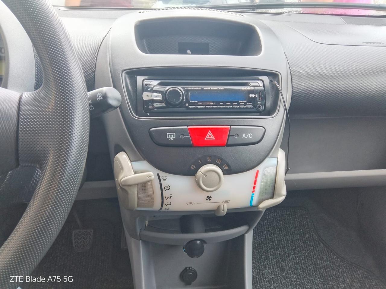 Peugeot 107 1.0 Benzina Neopatentati