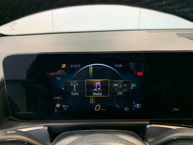 MERCEDES-BENZ GLB 180 d 7 Posti Automatico Sport Plus