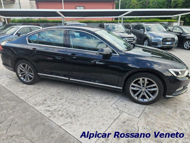 VOLKSWAGEN Passat Berlina TDI HIGHLINE BlueMotion Technology DSG