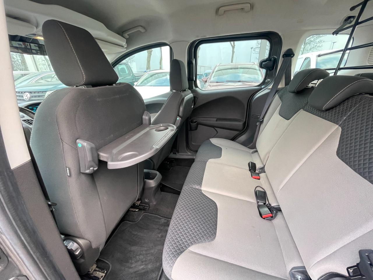 Ford Tourneo Courier 1.5 tdci 75cv 5 POSTI