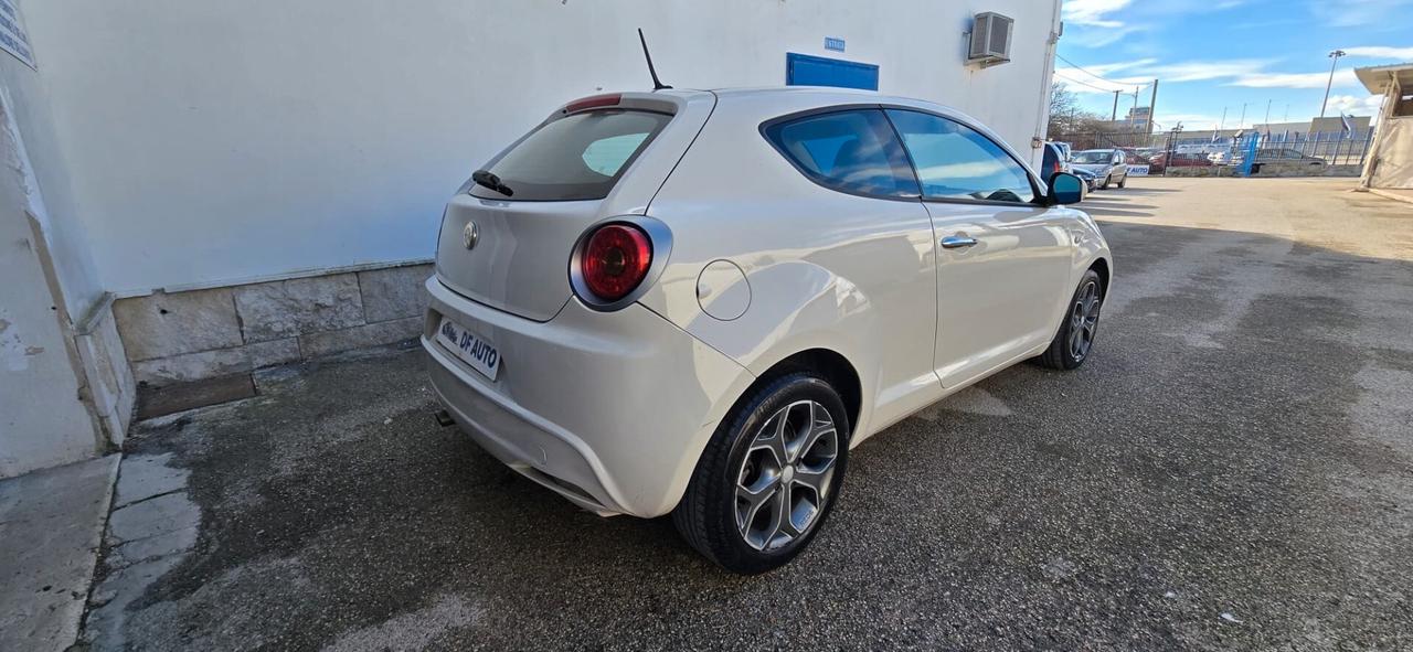 Alfa Romeo MiTo 1.4 78 CV Distinctive Sport Pack