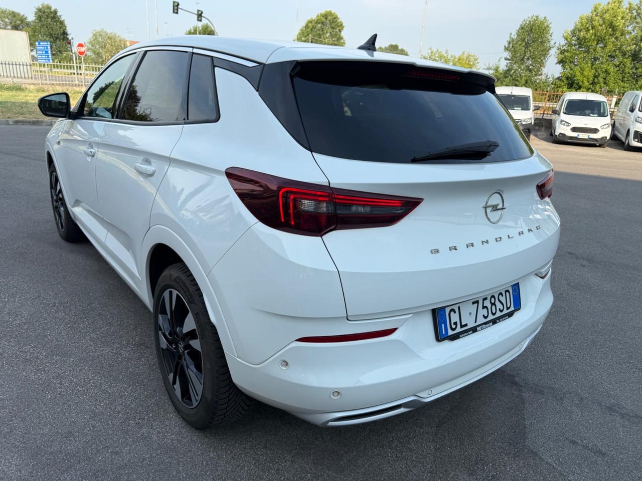 Opel Grandland 1.5 130 cv diesel Ecotec Automatico