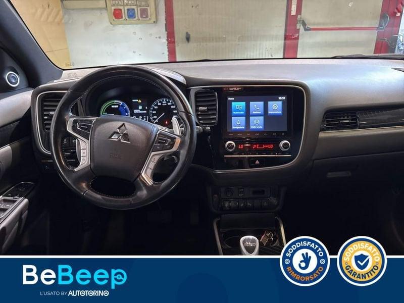 Mitsubishi Outlander PHEV 2.4 DIAMOND 4WD