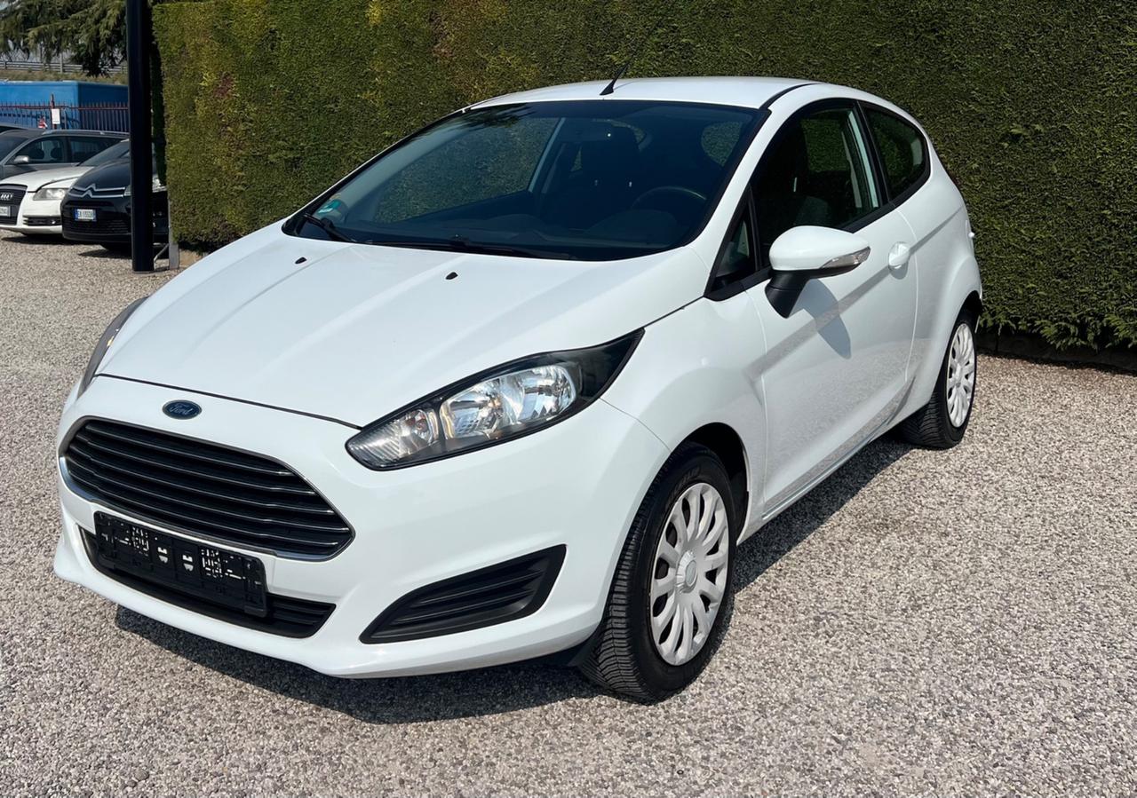 Ford Fiesta 1.2 60CV 3 porte Titanium