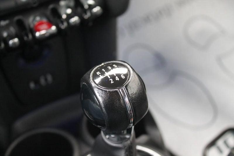 MINI Mini 1.5 Cooper D Cabrio