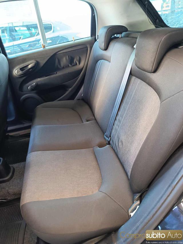 FIAT Punto 1.4 8V 5 porte Easypower Lounge