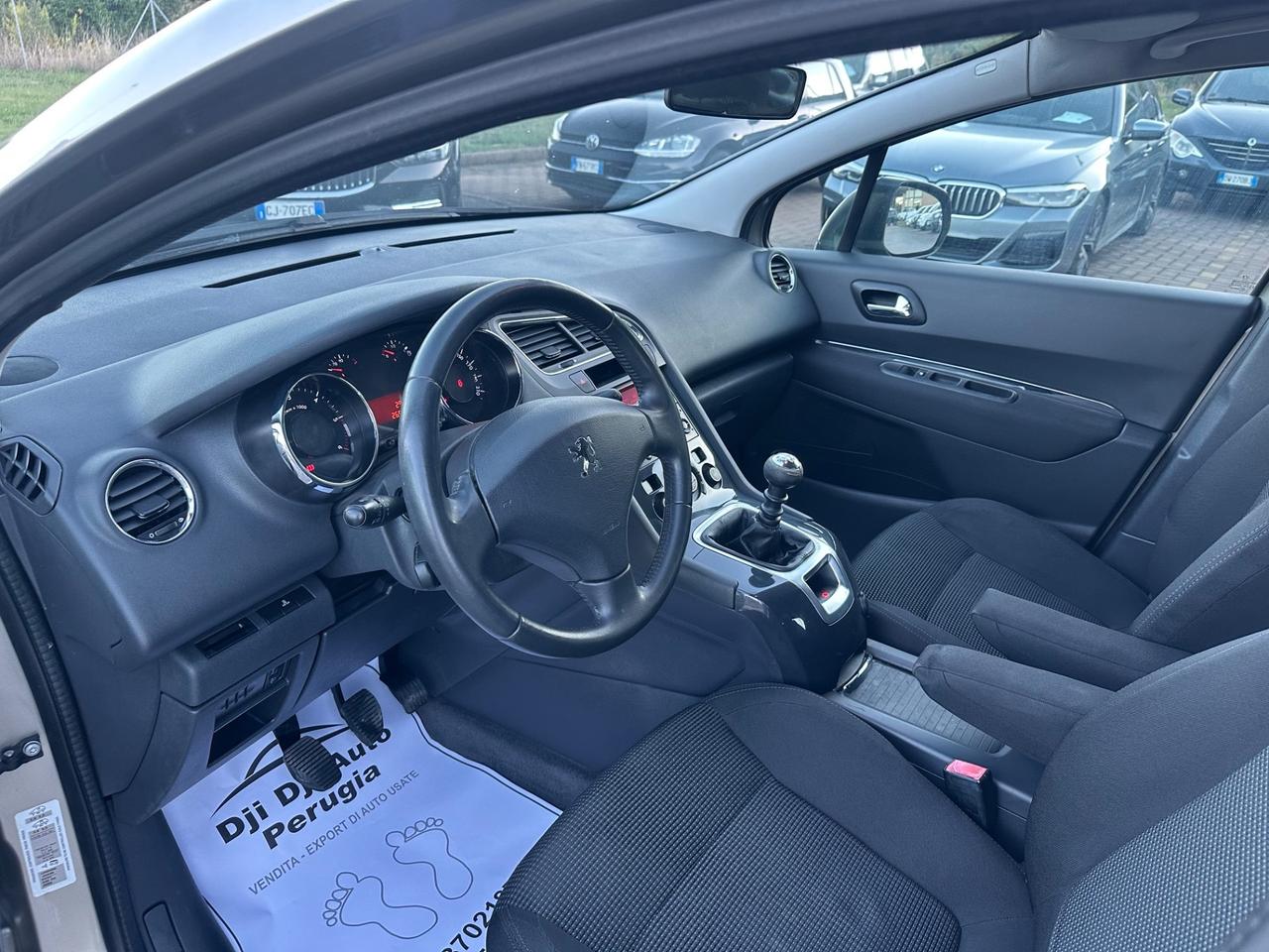 Peugeot 5008 1.6 HDi 112CV Business