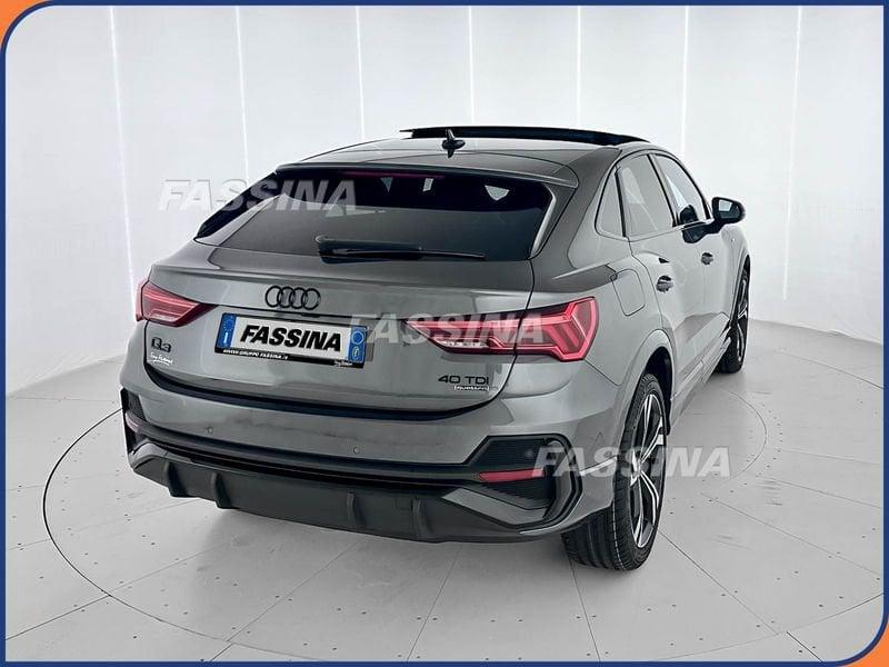 Audi Q3 SPB 40 TDI quattro S tronic S Line Identity Black