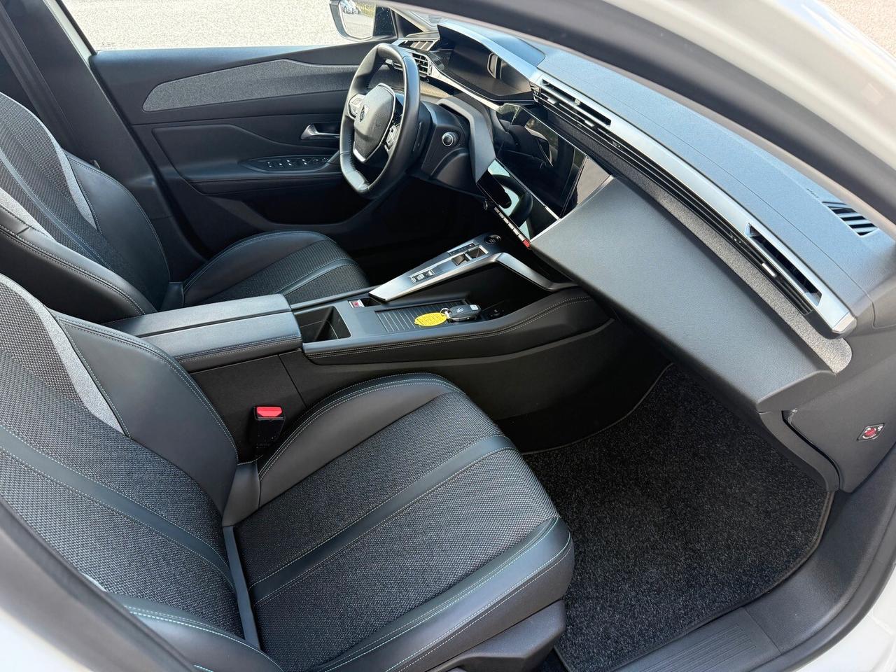 Peugeot 308 BlueHDi 130 S&S EAT8 SW Allure Pack