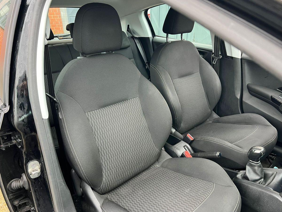 PEUGEOT - 208 1.2 puretech Active s&s 82cv 5p neopatentati