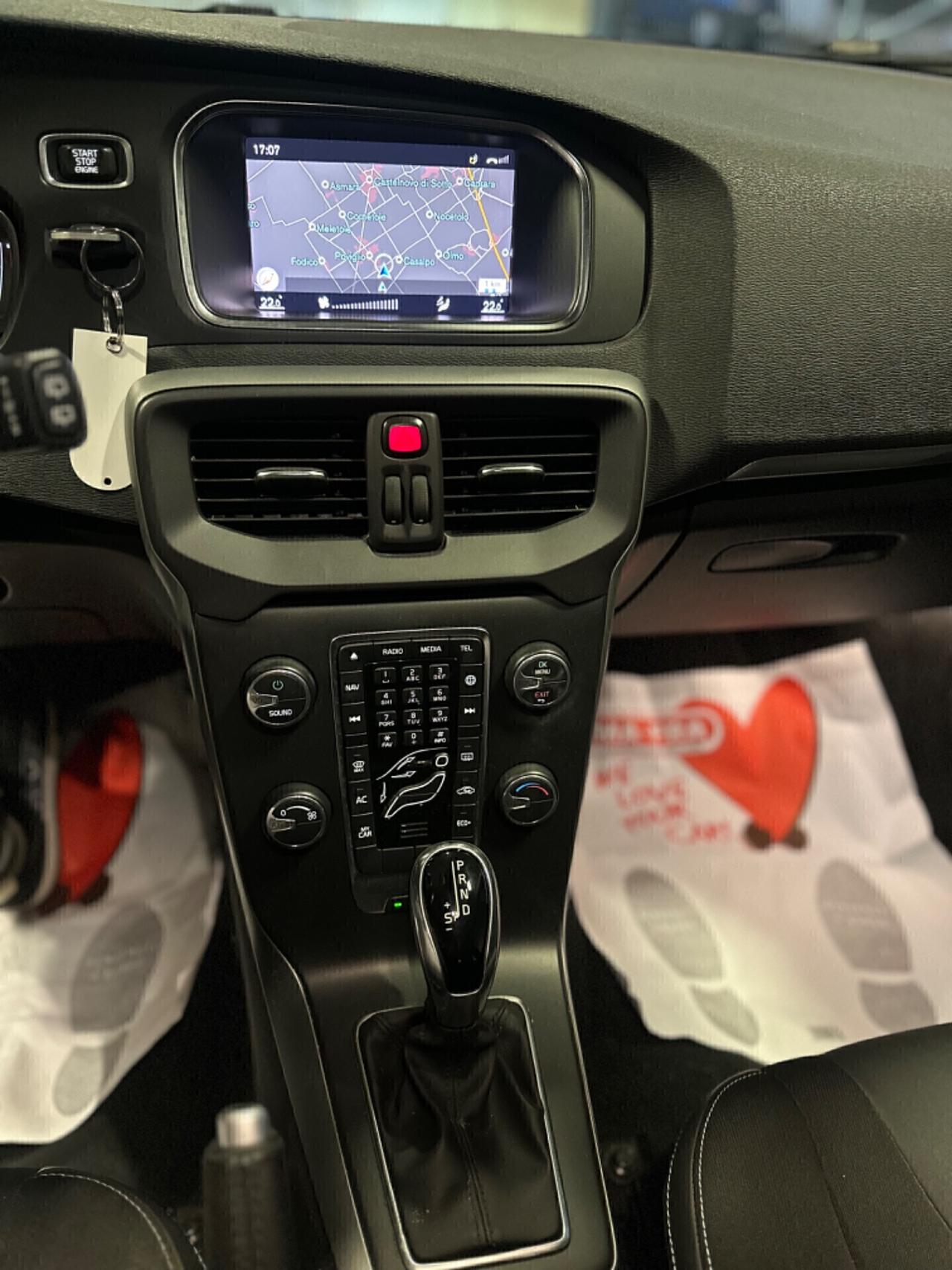 Volvo V40 D2 Geartronic R-design