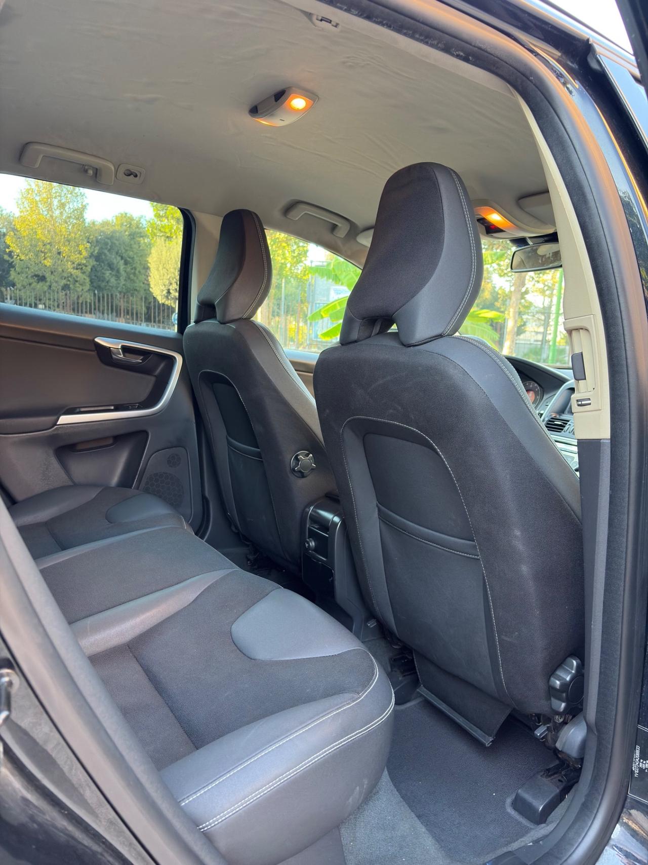 Volvo XC 60 D4 175cv automatico