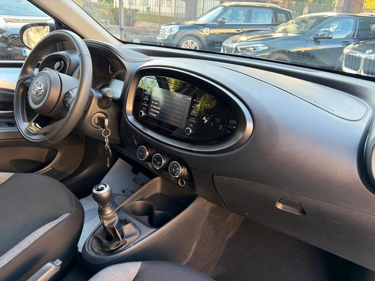 Toyota Aygo X 1.0 VVT-i 72 CV 5 porte Active SOLO 19.000 KM