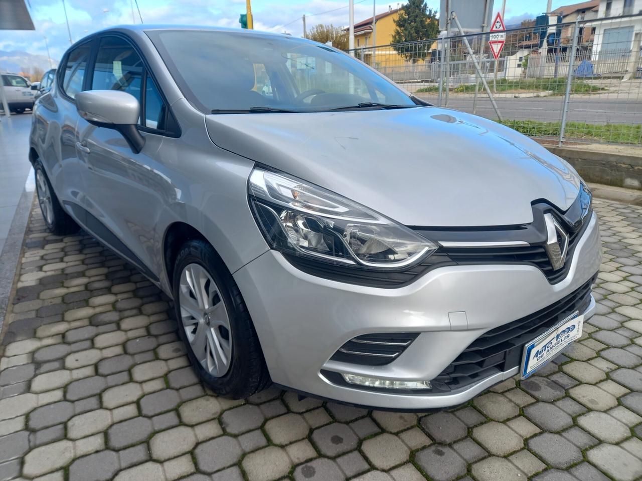 Renault Clio RESTYLING 1.5 dCi 75CV 5P *EURO 6B* FULL OPTIONALS