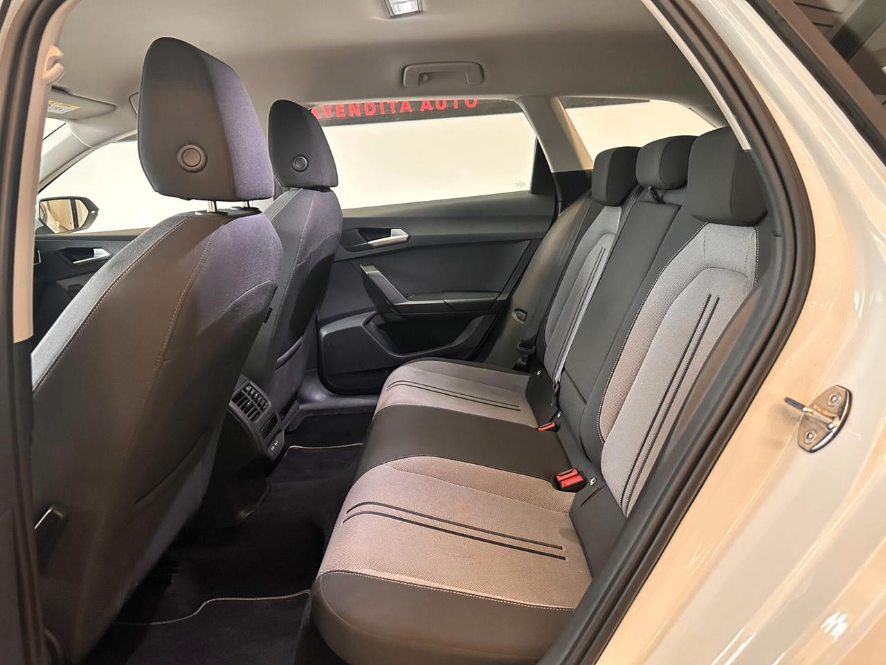 Seat Leon Sportstourer 2.0 TDI FR