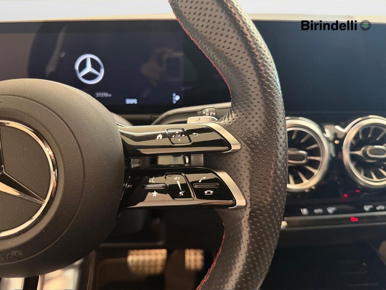 Mercedes-Benz GLA (H247) - GLA 200 d Automatic AMG Line Premium