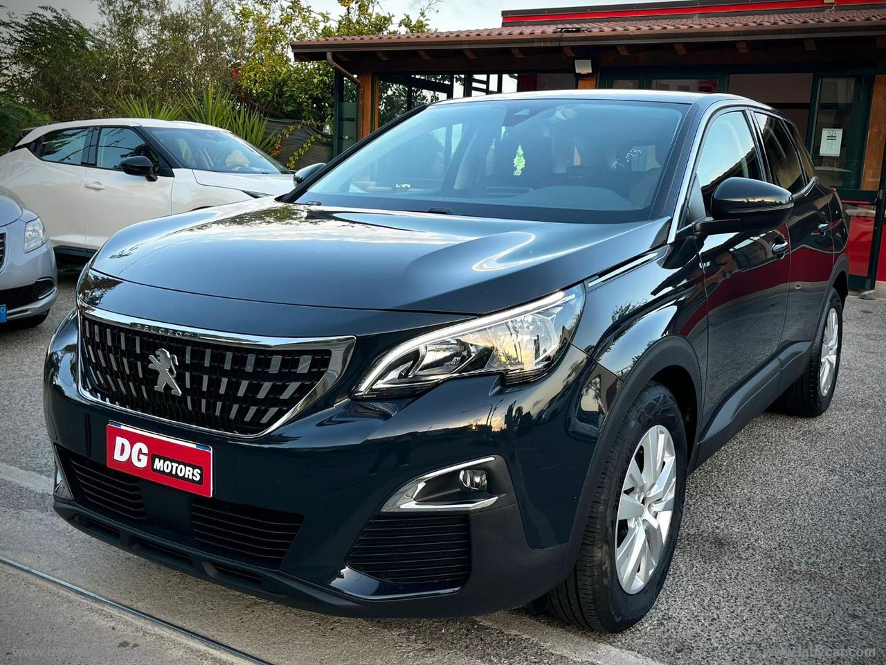 PEUGEOT 3008 BlueHDi 130 S&S EAT8 Business