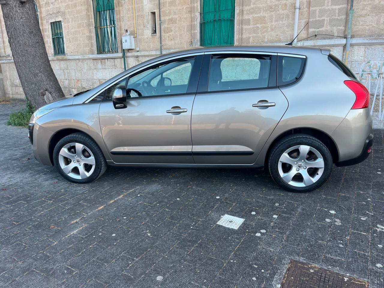 Peugeot 3008 1.6 HDi 115CV Style UsatoGarantito