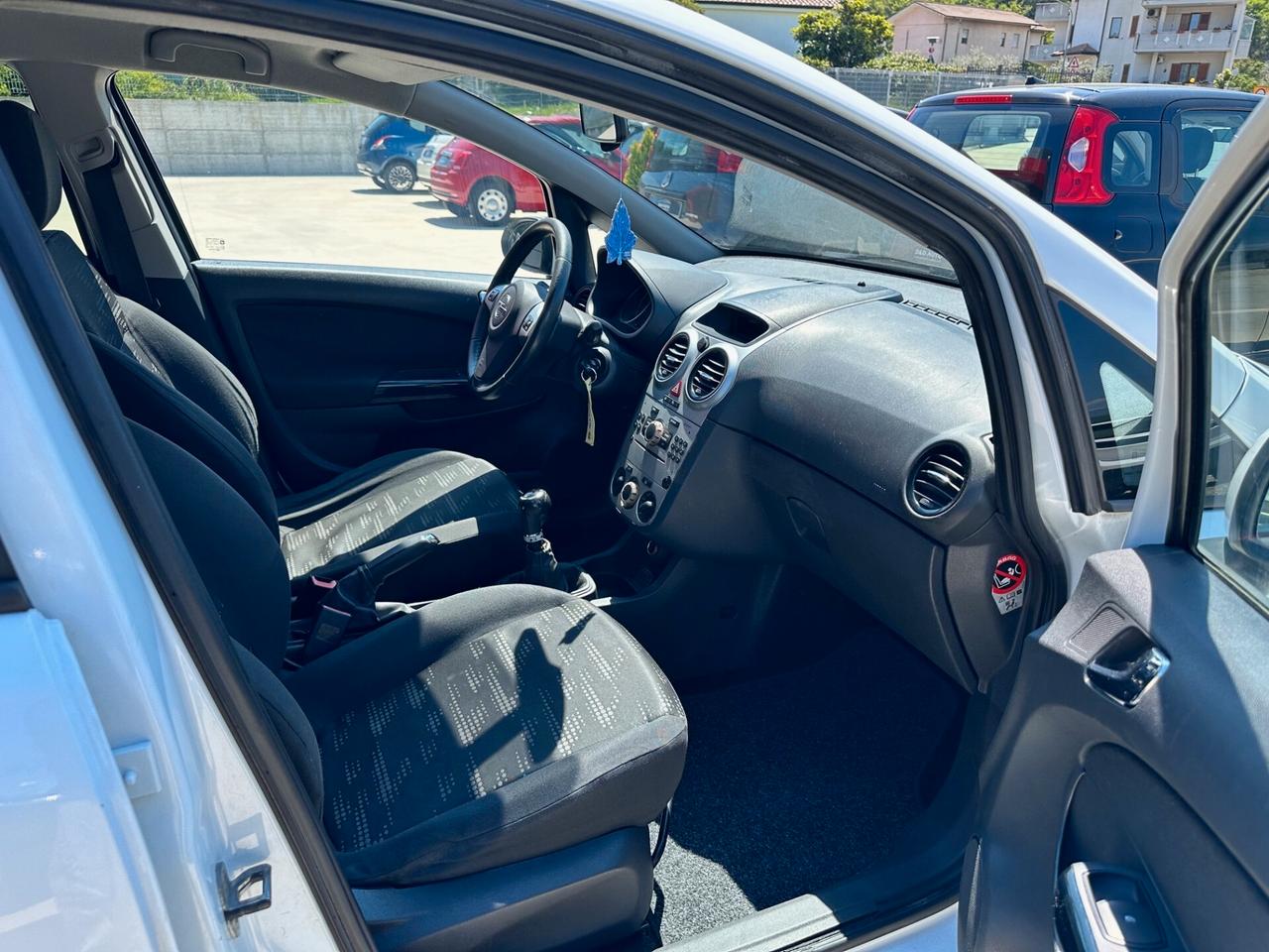 Opel Corsa 1.2 85CV 5 porte GPL