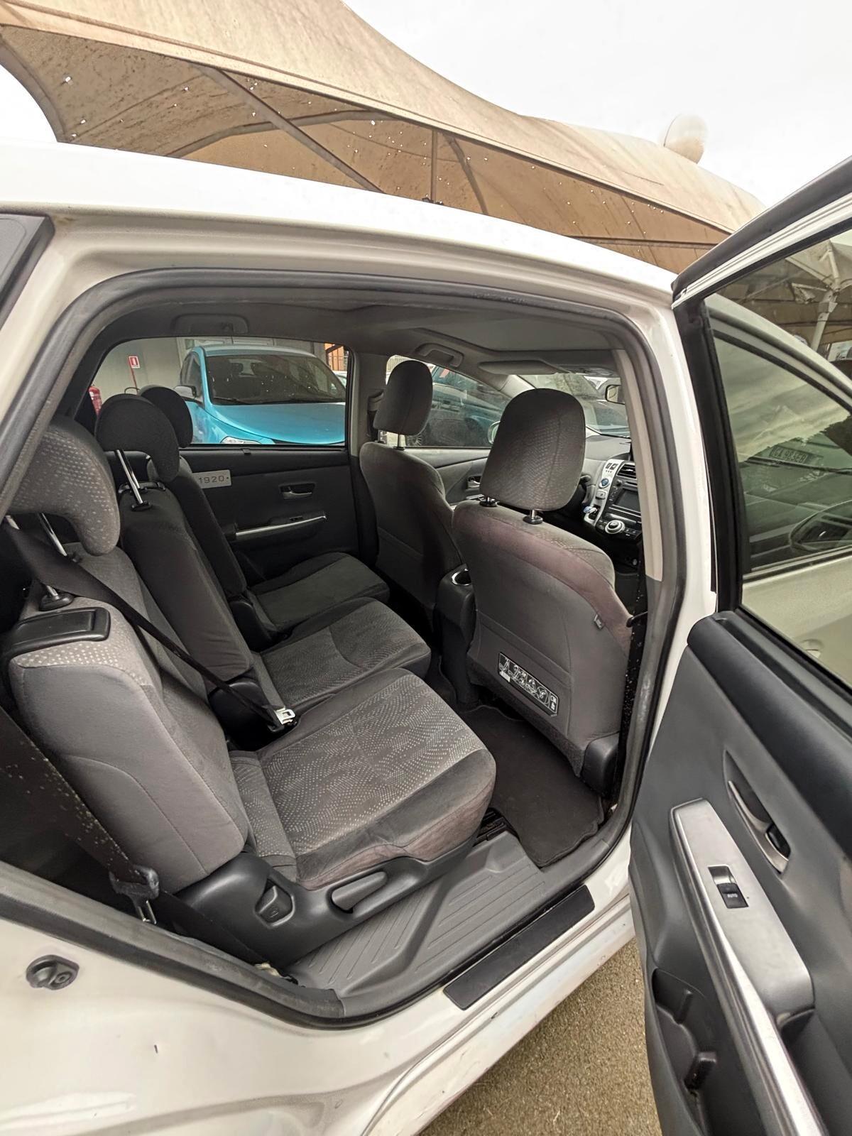 Toyota Prius Prius+ 1.8 Lounge