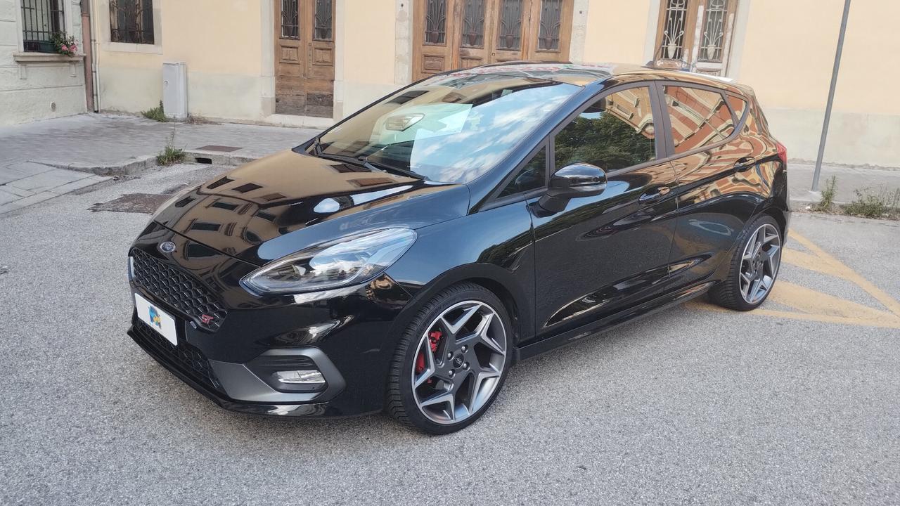 Ford Fiesta 1.5 Ecoboost 200 CV 5 porte ST