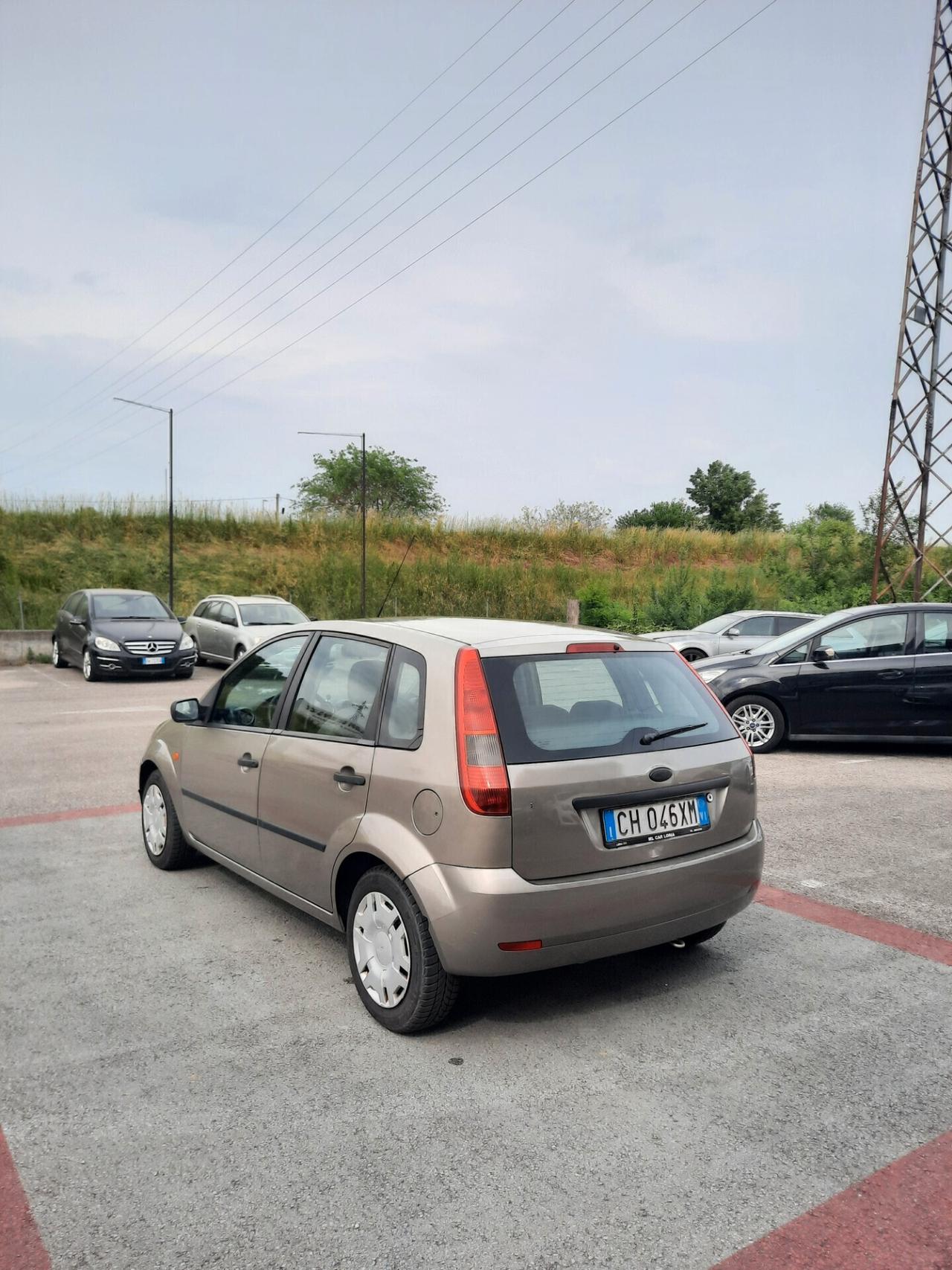 Ford Fiesta 1.2 16V 5p. Ambiente OK NEOPATENTATI