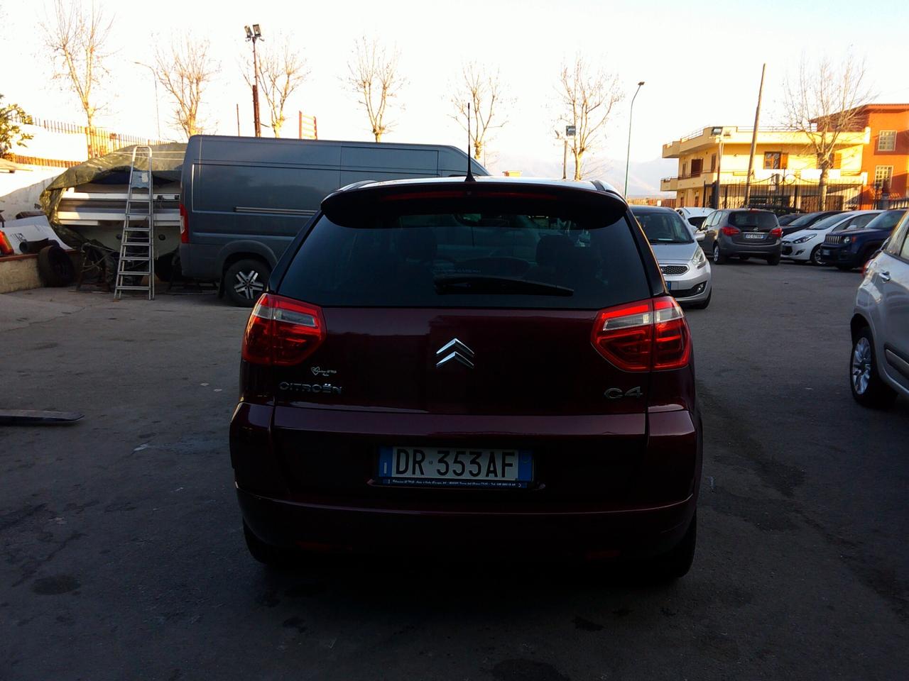 Citroen C4 1.6 HDi 90CV Elegance 08