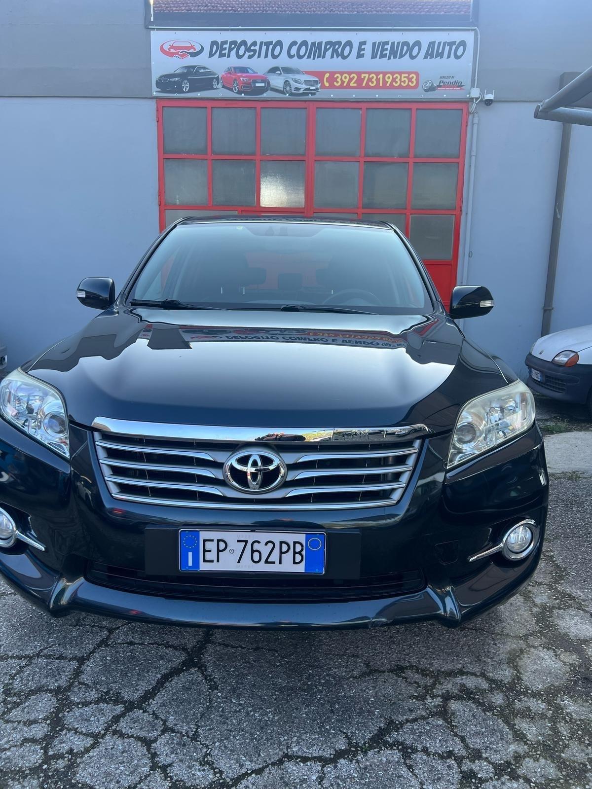 Toyota RAV 4 RAV4 Crossov. 2.2 D 150 CV Style 2013