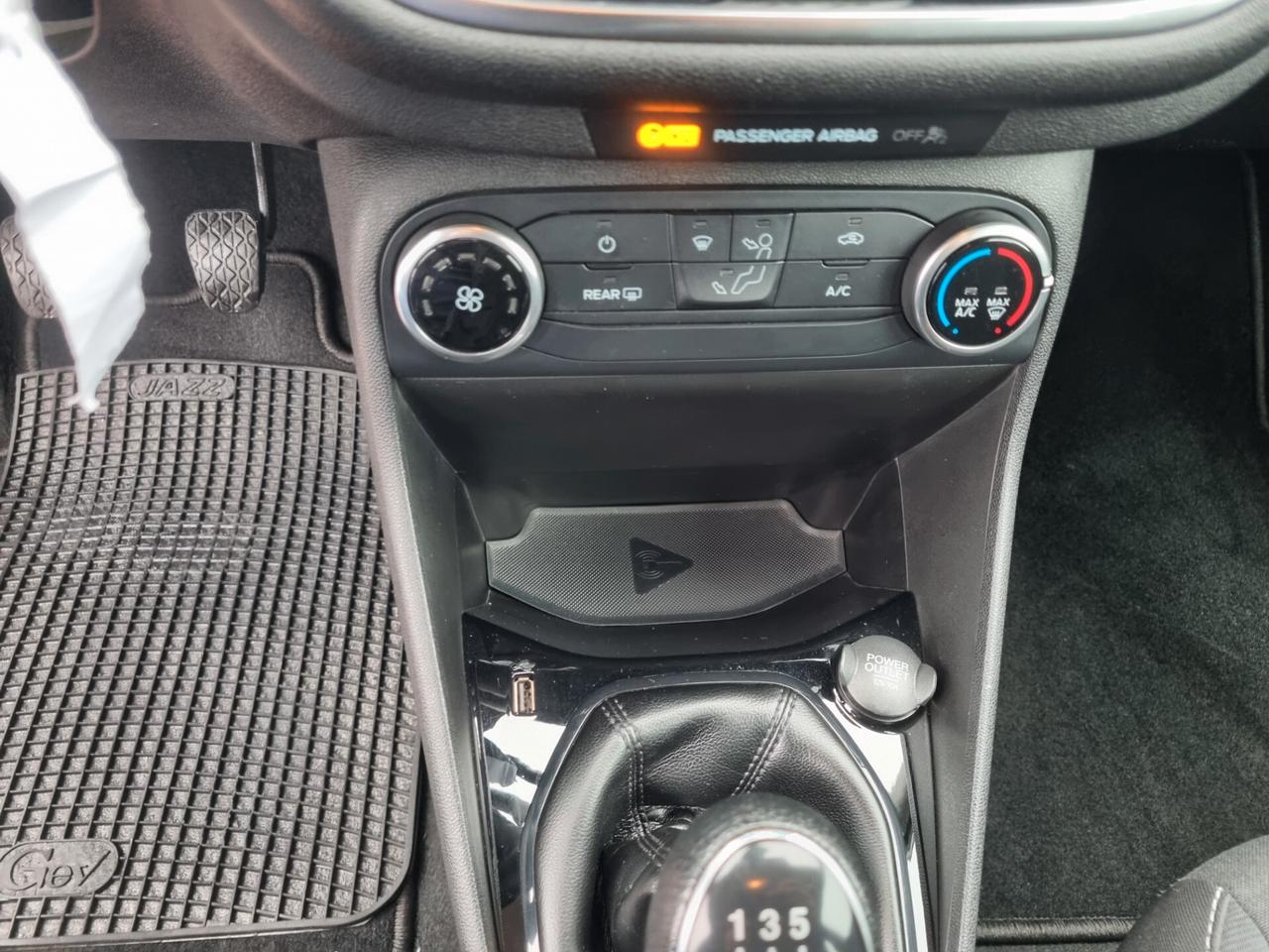 Ford Fiesta 1.5 TDCi 5 porte Titanium