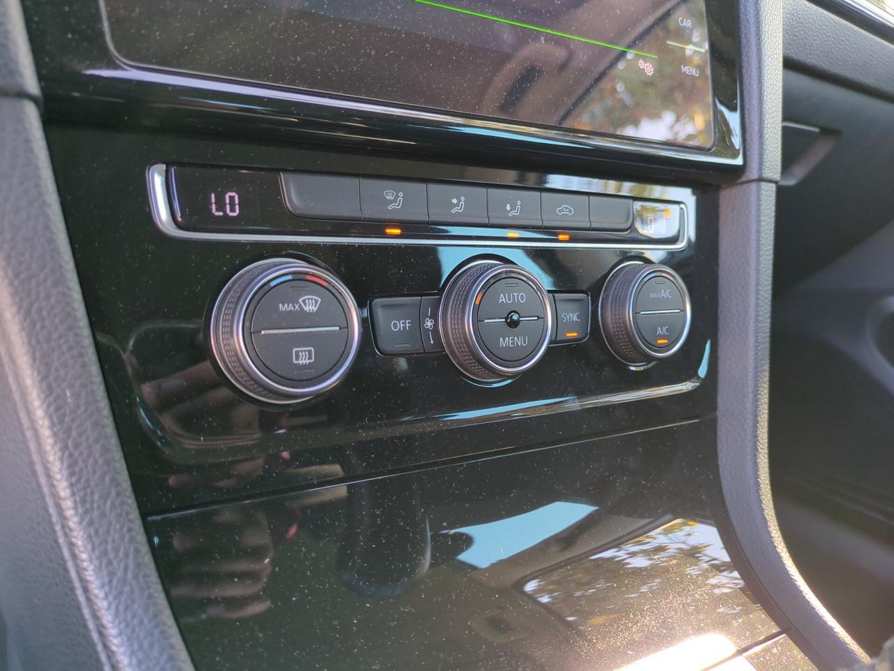 Volkswagen Golf Variant 1.4 TGI R-LINE