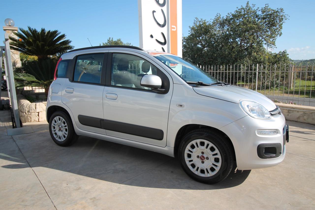 Fiat Panda 1.2 Lounge 69cv |43.000 km | 2019