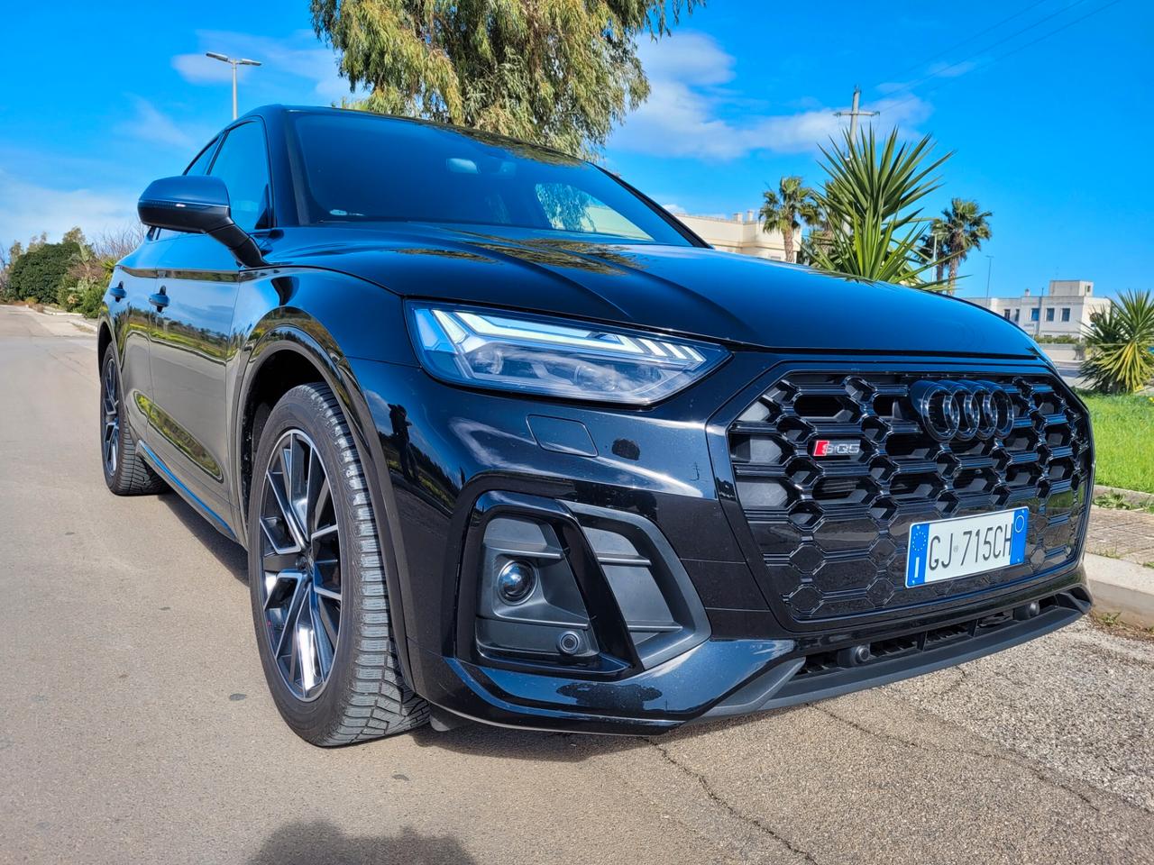 AUDI SQ5 S LINE