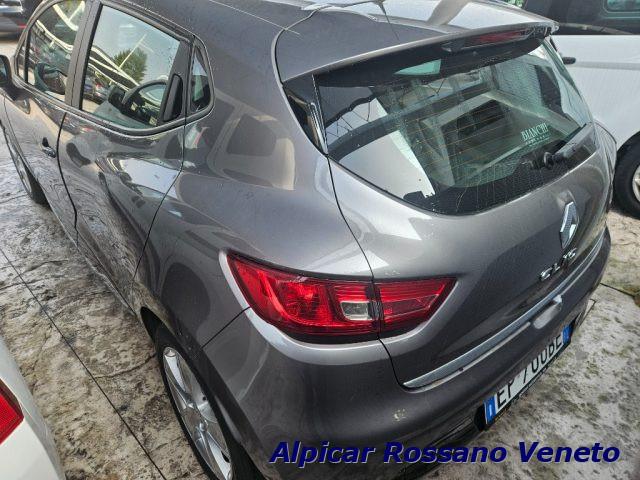 RENAULT Clio 1.2 75CV 5 porte Wave