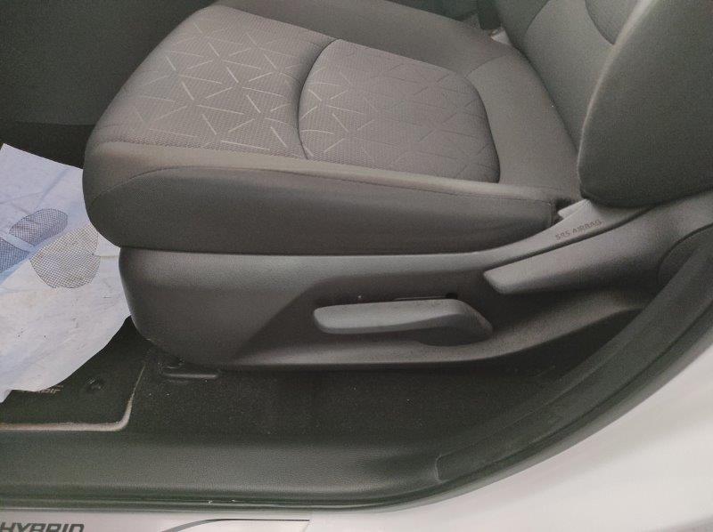 TOYOTA RAV4 5ª serie - RAV4 2.5 HV (218CV) E-CVT 2WD Business