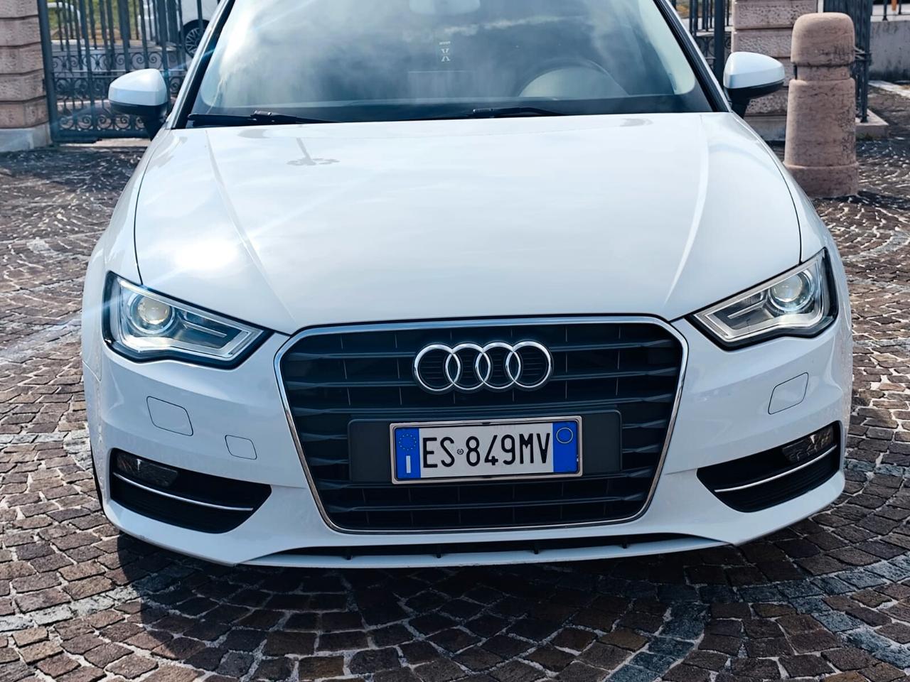 Audi A3 SPB 2.0 TDI S tronic Ambition